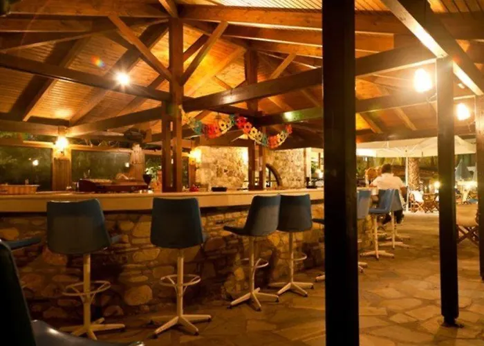 מלון Atlantica Thalassa 4*