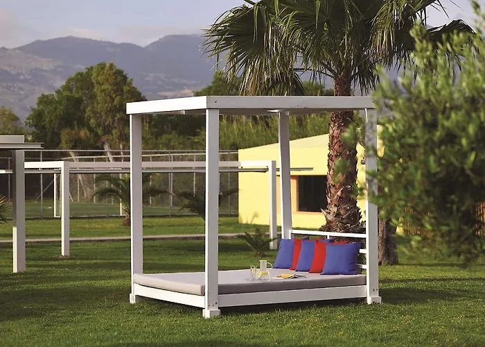 Hotel Atlantica Thalassa 4*