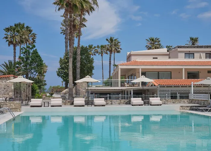 Hotel Atlantica Thalassa 4*